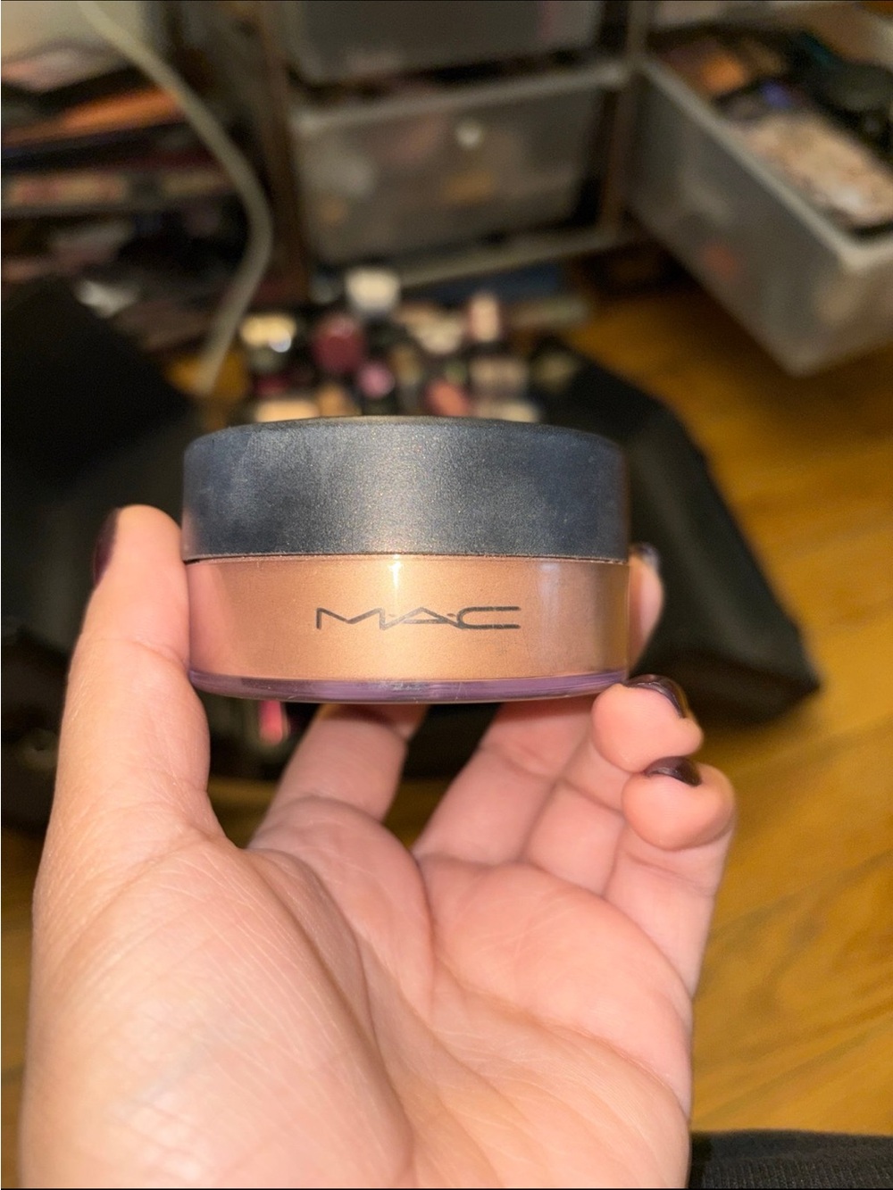 MAC Cosmetics Loose Setting Powder in Warm Copper